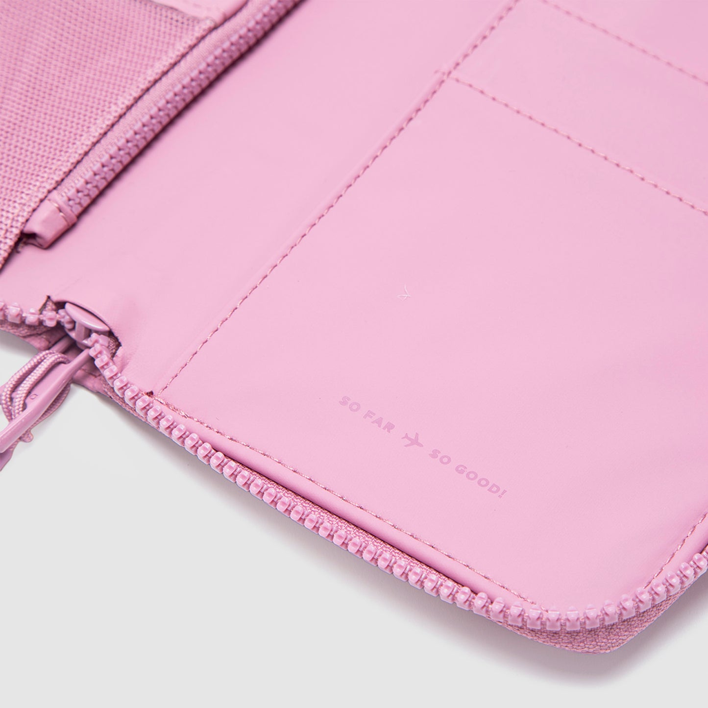 PORTA PASAPORTE CROSSBODY TRAVEL