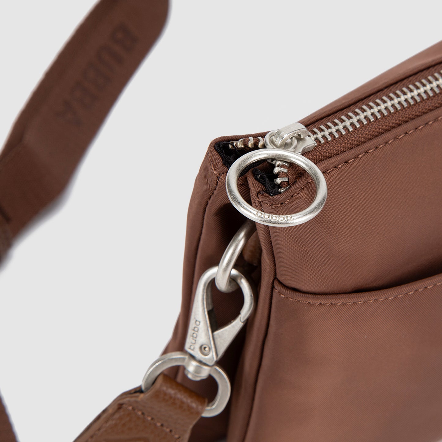 CROSSBODY B.