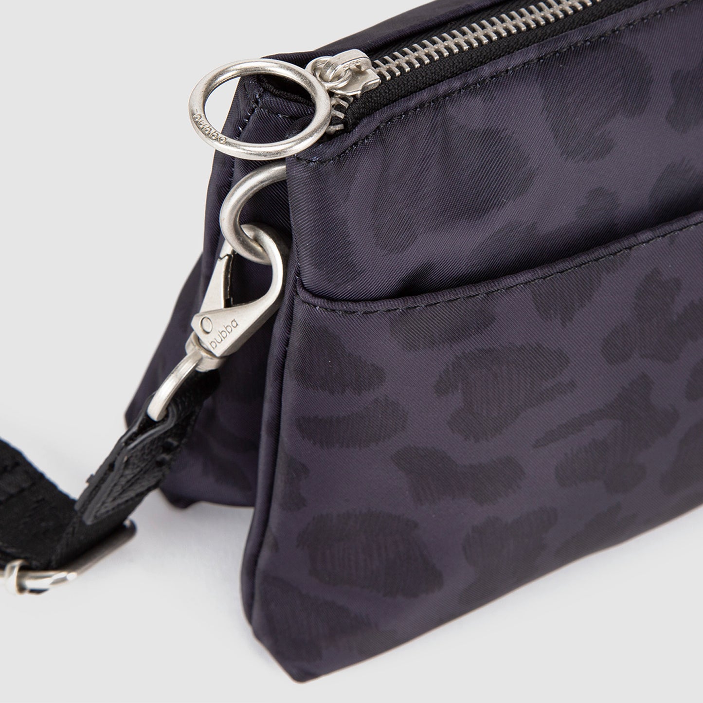 CROSSBODY B.