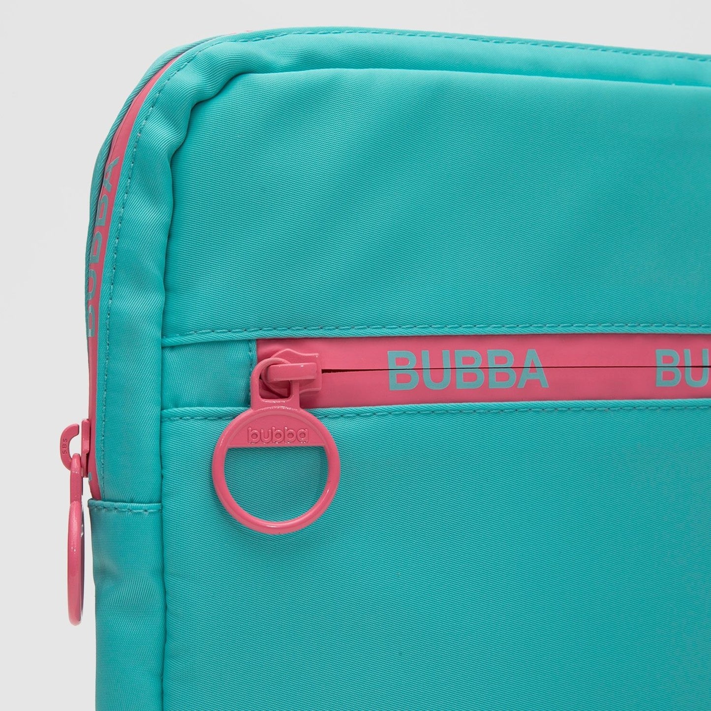 FUNDA LAPTOP DAY ESSENTIALS