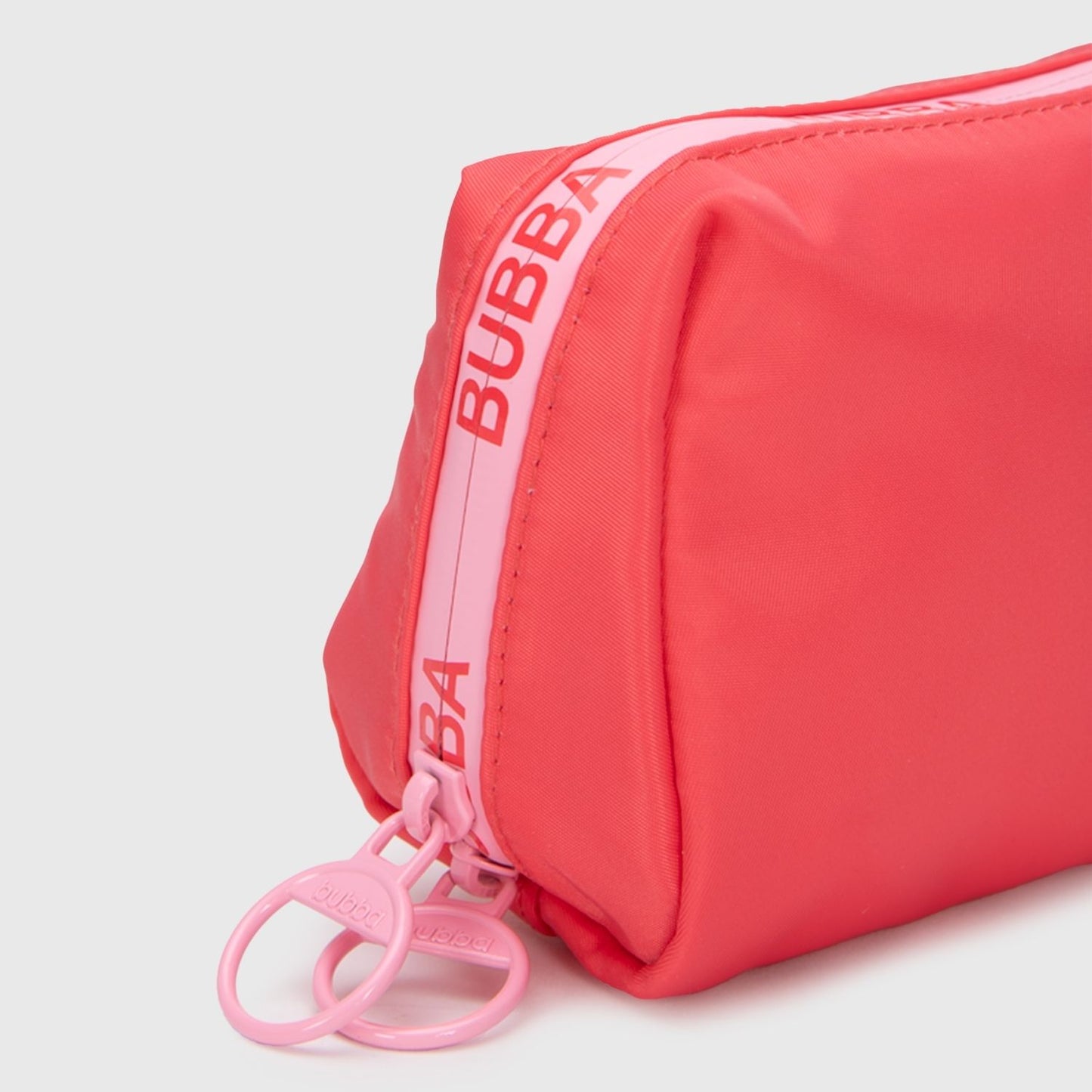 POUCH DAY ESSENTIALS