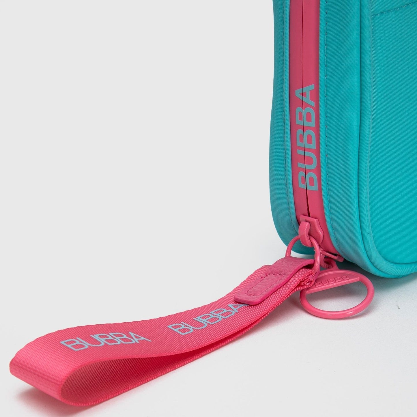 ORGANIZADOR CABLES DAY ESSENTIALS