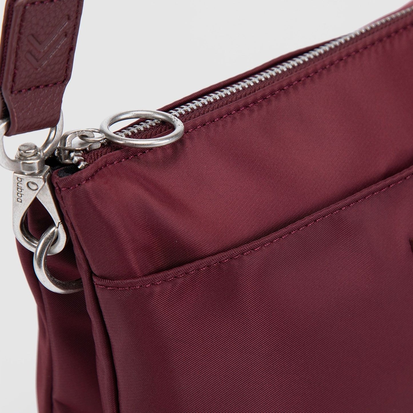 CROSSBODY B.