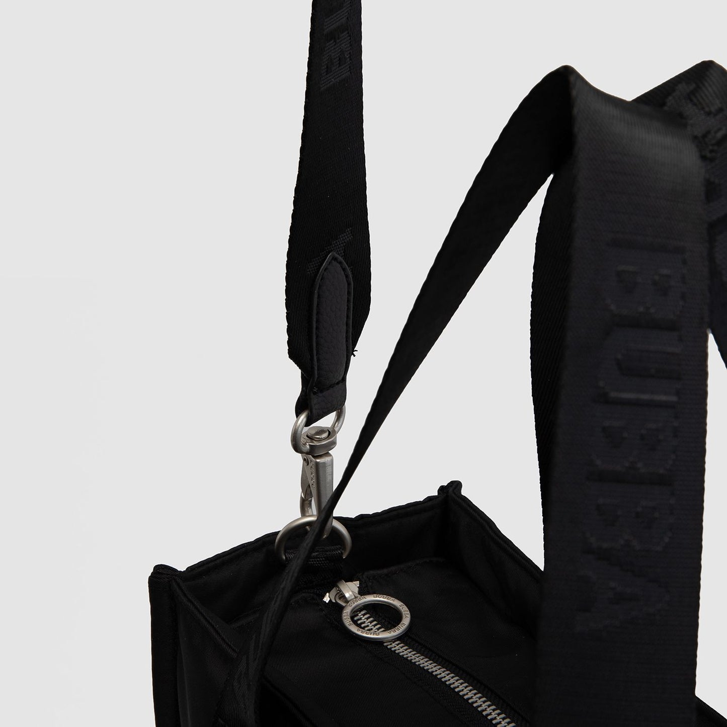 TOTE ONTARIO